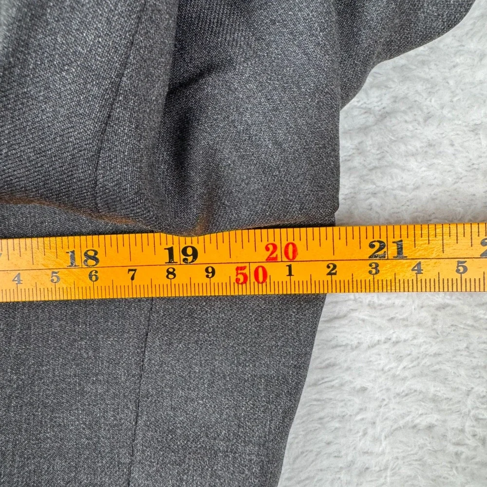 Banana Republic Blazer Mens 42R Grey Modern Fit 100% Wool 3-Button Suit Jacket
